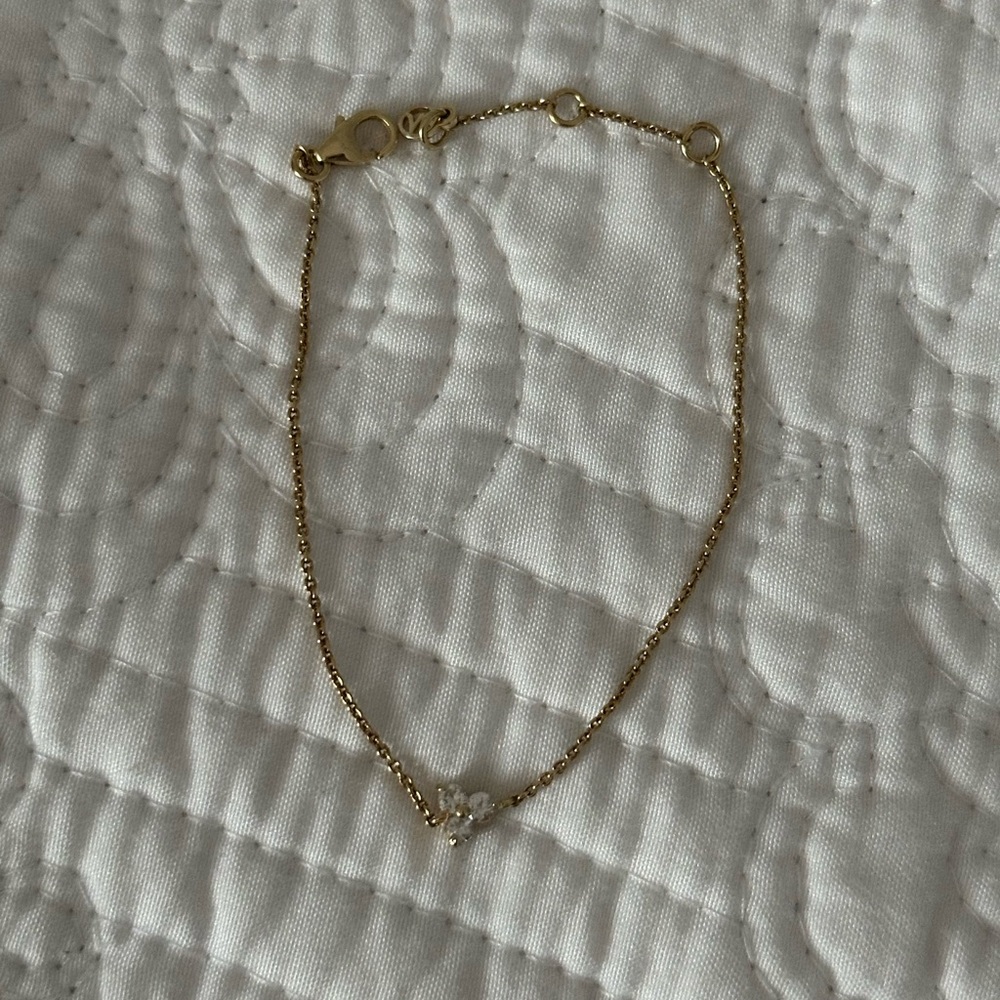 Mejuri lotus  bracelet - Picture 3 of 5